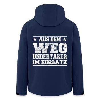 Aus dem Weg Untertaker im Einsatz Design - Recycelte Männer Softshell-Jacke von Stanley/Stella - Navy - Hinten - AI Model Male 185 light (185cm)