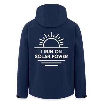 Ich fahre mit Solarenergie - Recycelte Männer Softshell-Jacke von Stanley/Stella - Navy - Hinten - AI Model Male 185 light (185cm)