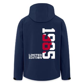 LIMITED EDITION 1985 JAPAN 41. GEBURTSTAG - Recycelte Männer Softshell-Jacke von Stanley/Stella - Navy - Hinten - AI Model Male 185 light (185cm)