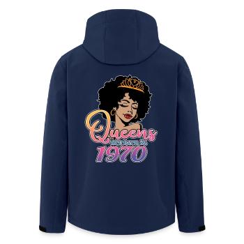 Königinnen werden 1970 geboren - 52. Geburtstag für Frauen - Recycelte Männer Softshell-Jacke von Stanley/Stella - Navy - Hinten - AI Model Male 185 light (185cm)