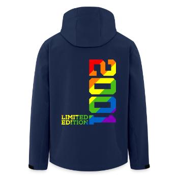 LGBTQ 2001 REGENBOGEN QUEER 24. GEBURTSTAG PRIDE - Recycelte Männer Softshell-Jacke von Stanley/Stella - Navy - Hinten - AI Model Male 185 light (185cm)