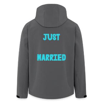 ICH HABE GERADE GEHEIRATET. Junggesellinnenabschied. VALENTINSTAG. PAAR. HERZ - Recycelte Männer Softshell-Jacke von Stanley/Stella - Anthrazit - Hinten - AI Model Male 185 light (185cm)