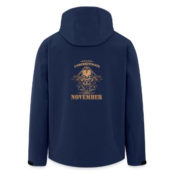 Never underestimate an old man in November - Men’s Recycled Softshell Jacket by Stanley/Stella - navy - Back - AI Model Male 185 light (185cm)