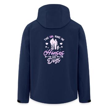 This girl runs on horses and dogs - Recycelte Männer Softshell-Jacke von Stanley/Stella - Navy - Hinten - AI Model Male 185 light (185cm)