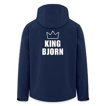 König Björn Krone Shirt – Name beginnt mit B - Recycelte Männer Softshell-Jacke von Stanley/Stella - Navy - Hinten - AI Model Male 185 light (185cm)