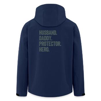 Husband Daddy Protector Hero - Recycelte Männer Softshell-Jacke von Stanley/Stella - Navy - Hinten - AI Model Male 185 light (185cm)