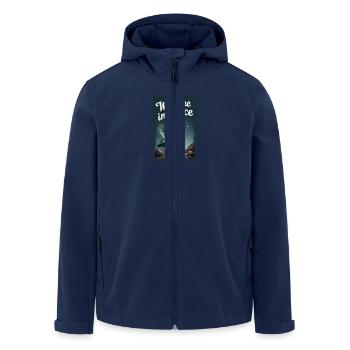 Ein netter, kleiner Alien entsteigt seinem UFO - Recycelte Männer Softshell-Jacke von Stanley/Stella - Navy - Vorne - AI Model Male 185 light (185cm)