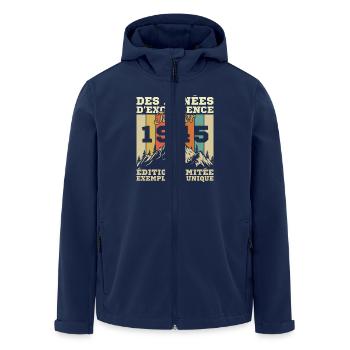 Geburtstagsgeschenk Geboren im Januar 1945 - Recycelte Männer Softshell-Jacke von Stanley/Stella - Navy - Vorne - AI Model Male 185 light (185cm)
