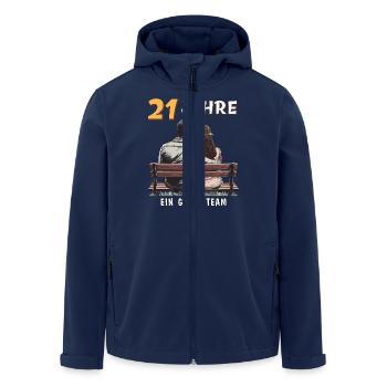 21 JAHRE EIN GUTES TEAM MANN FRAU - Recycelte Männer Softshell-Jacke von Stanley/Stella - Navy - Vorne - AI Model Male 185 light (185cm)