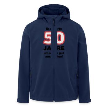 Zum 50. Geburtstag ein Shirt „Es dauerte 50 Jahre - Recycelte Männer Softshell-Jacke von Stanley/Stella - Navy - Vorne - AI Model Male 185 light (185cm)