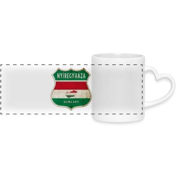 Design du drapeau de Nyíregyháza (Hongrie) - Mug panoramique avec anse en forme de cœur - blanc - Devant