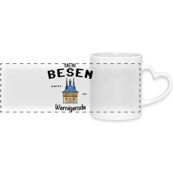 Mein Besen parkt in Wernigerode, Hexen, Fun Lustig - Panoramatasse mit Herzhenkel - Weiß - Vorne