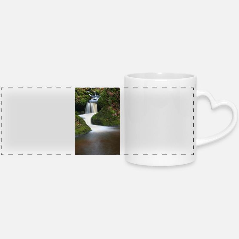 Motif de la cascade de Mooswald - Mug panoramique avec anse en forme de cœur - blanc
