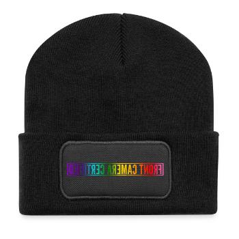 Front Camera Certfied in Regenbogen-Farben - Recycelte Patch Beanie - Schwarz - Vorne