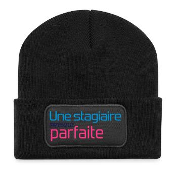 Stagiaire / Collègue / Stage / Bureau / Travail - Beanie recyclé à patch - noir - Devant