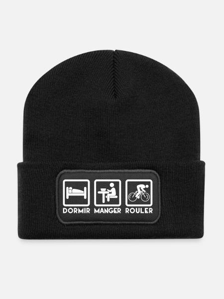 Tagesrhythmus Schlaf Iss Fahrt - Recycelte Patch Beanie - Schwarz