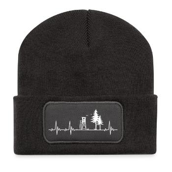 Battement de cœur de forestier avec siège haut dans la forêt - Beanie recyclé à patch - charbon - Devant