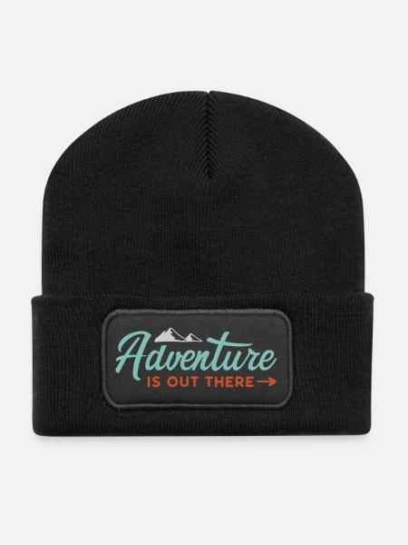 Abenteuer ist da draußen - Recycelte Patch Beanie - Schwarz
