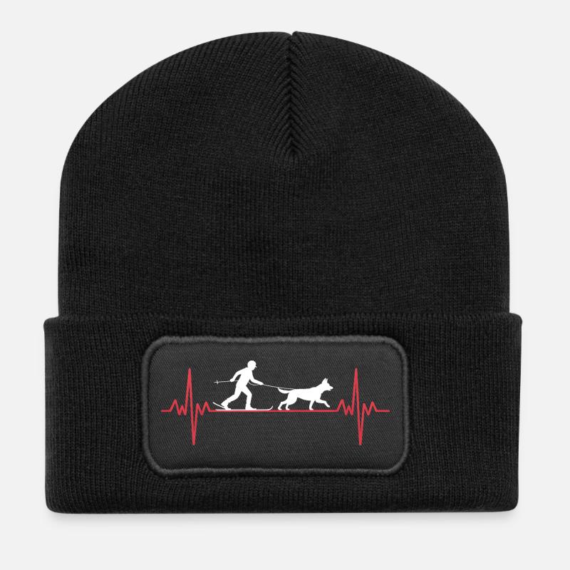 Hund & Ski Herzschlag: Winterabenteuer Skijoring - Recycelte Patch Beanie - Schwarz