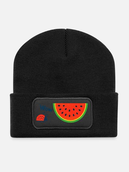 Marienkäfer staunt über Melone - Recycelte Patch Beanie - Schwarz