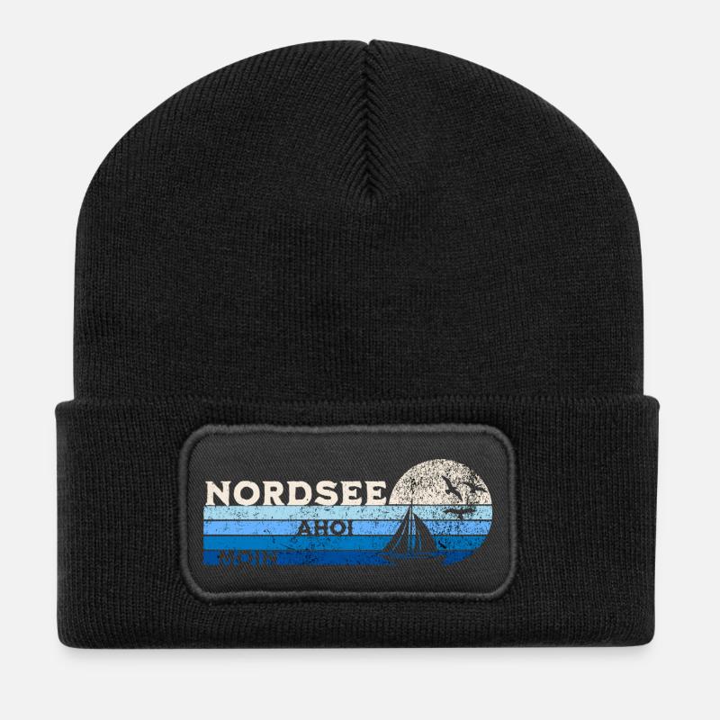 Nordsee Segelboot und Möwen - Recycelte Patch Beanie - Schwarz