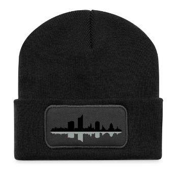 Skyline Leipzig - Recycelte Patch Beanie - Schwarz - Vorne