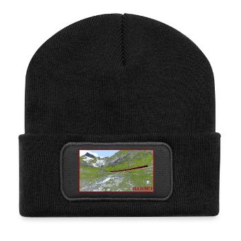Graubünden Bergzug im Grünen - Recycelte Patch Beanie - Schwarz - Vorne