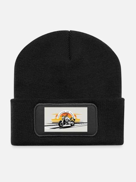 Motorrad Freiheit Sonnenuntergang Design - Recycelte Patch Beanie - Schwarz