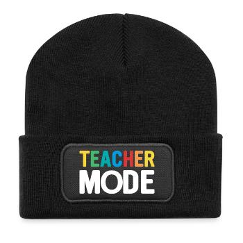 Lehrer-Design mit bunten Buchstaben - Recycelte Patch Beanie - Schwarz - Vorne