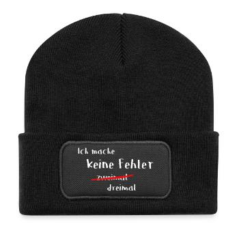 Keine Fehler 2 mal - Recycelte Patch Beanie - Schwarz - Vorne