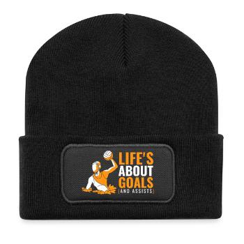 Das Leben dreht sich um Tore und Vorlagen - Recycelte Patch Beanie - Schwarz - Vorne
