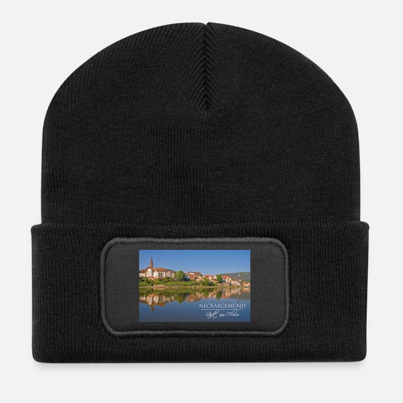 Neckargemünd - Stadt am Fluss - Recycelte Patch Beanie - Schwarz