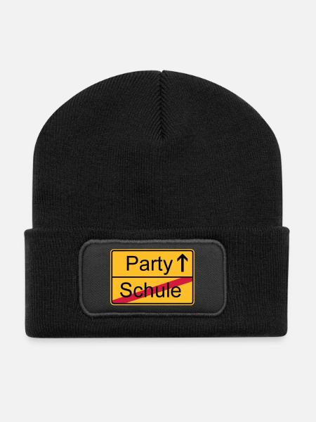 Schools out lets party! - Recycelte Patch Beanie - Schwarz