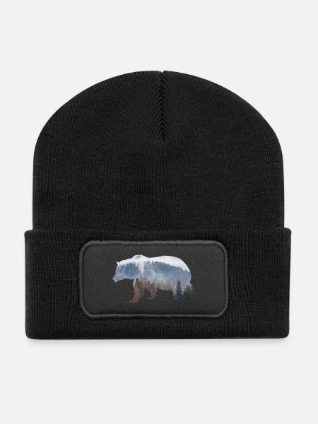 Bär mit Wald - Recycelte Patch Beanie - Schwarz