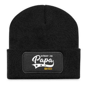 Befördert zum Papa 2023 Babyfüße - Recycelte Patch Beanie - Schwarz - Vorne