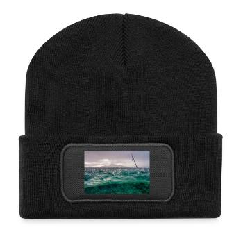 Wassertropfen - Recycelte Patch Beanie - Schwarz - Vorne