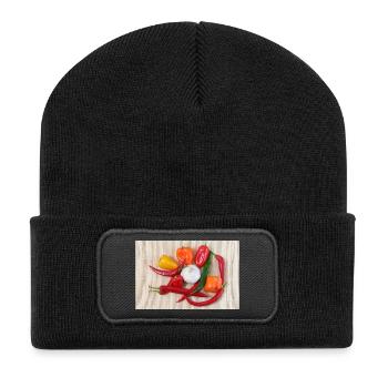 Bunte Chilischoten und Knoblauch - Recycelte Patch Beanie - Schwarz - Vorne