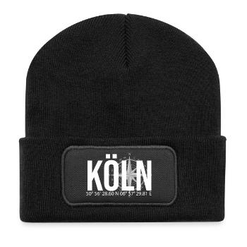 Koordinaten Köln - Recycelte Patch Beanie - Schwarz - Vorne