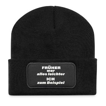 FRÜHER WAR ALLES LEICHTER - Recycelte Patch Beanie - Schwarz - Vorne