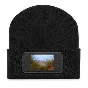 Dünen - Recycelte Patch Beanie - Schwarz - Vorne