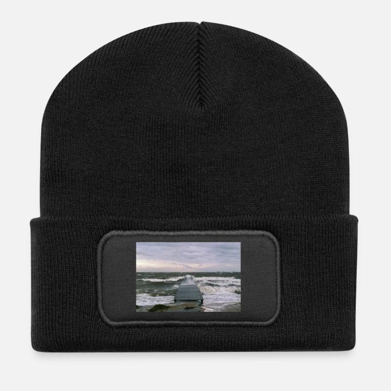 Sturm - Recycelte Patch Beanie - Schwarz