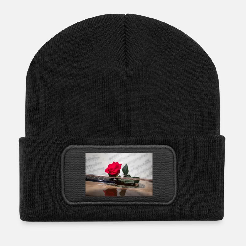 Red Rose an der Gitarre - Recycelte Patch Beanie - Schwarz