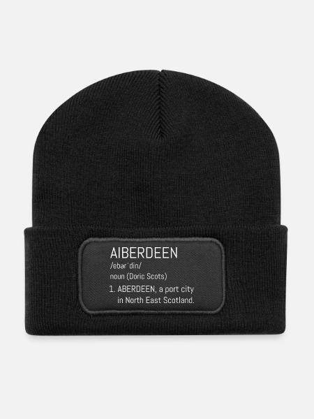 Aberdeen Doric City Schrift - Recycelte Patch Beanie - Schwarz