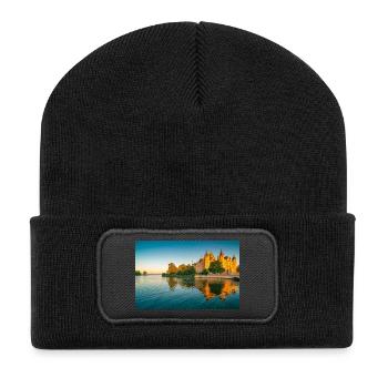Castle in Schwerin at sunset - Recycled Patch Beanie - black - Front