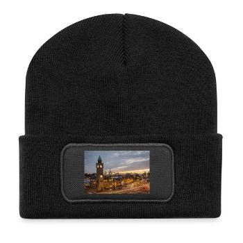 Landungsbrücken am Abend - Poster - Recycled Patch Beanie - black - Front