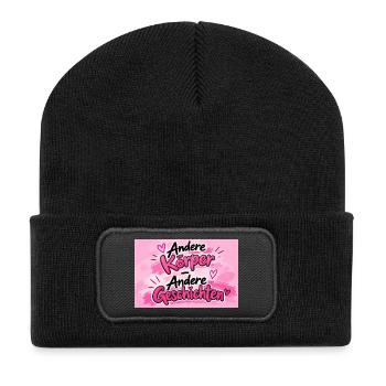 Andere Körper, Andere Geschichten - Recycelte Patch Beanie - Schwarz - Vorne