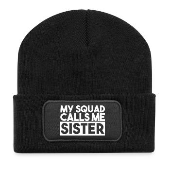 Mein Team nennt mich Schwester-Geschwistertypografie - Recycelte Patch Beanie - Schwarz - Vorne
