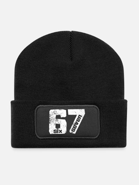 67 Six Seven - Recycelte Patch Beanie - Schwarz