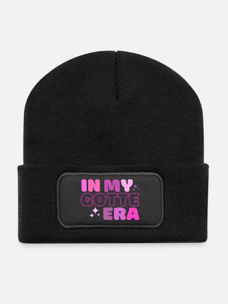 Design für die stolze Gotte, Patentante, Gotti - Recycelte Patch Beanie - Schwarz