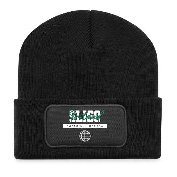 Sligo Irland Koordinaten Reise Souvenir - Recycelte Patch Beanie - Schwarz - Vorne
